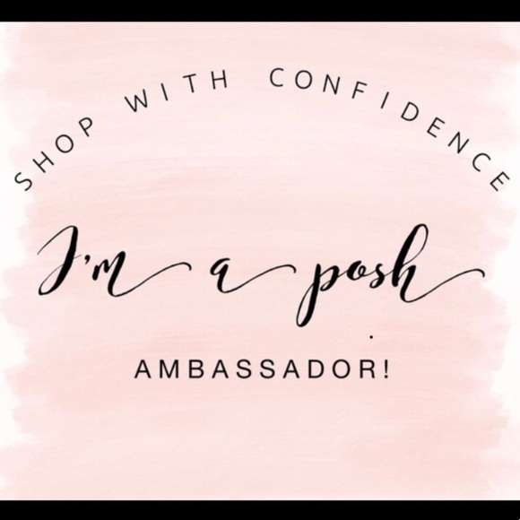 Meet your Posher, Amanda! - Picture 3 of 3